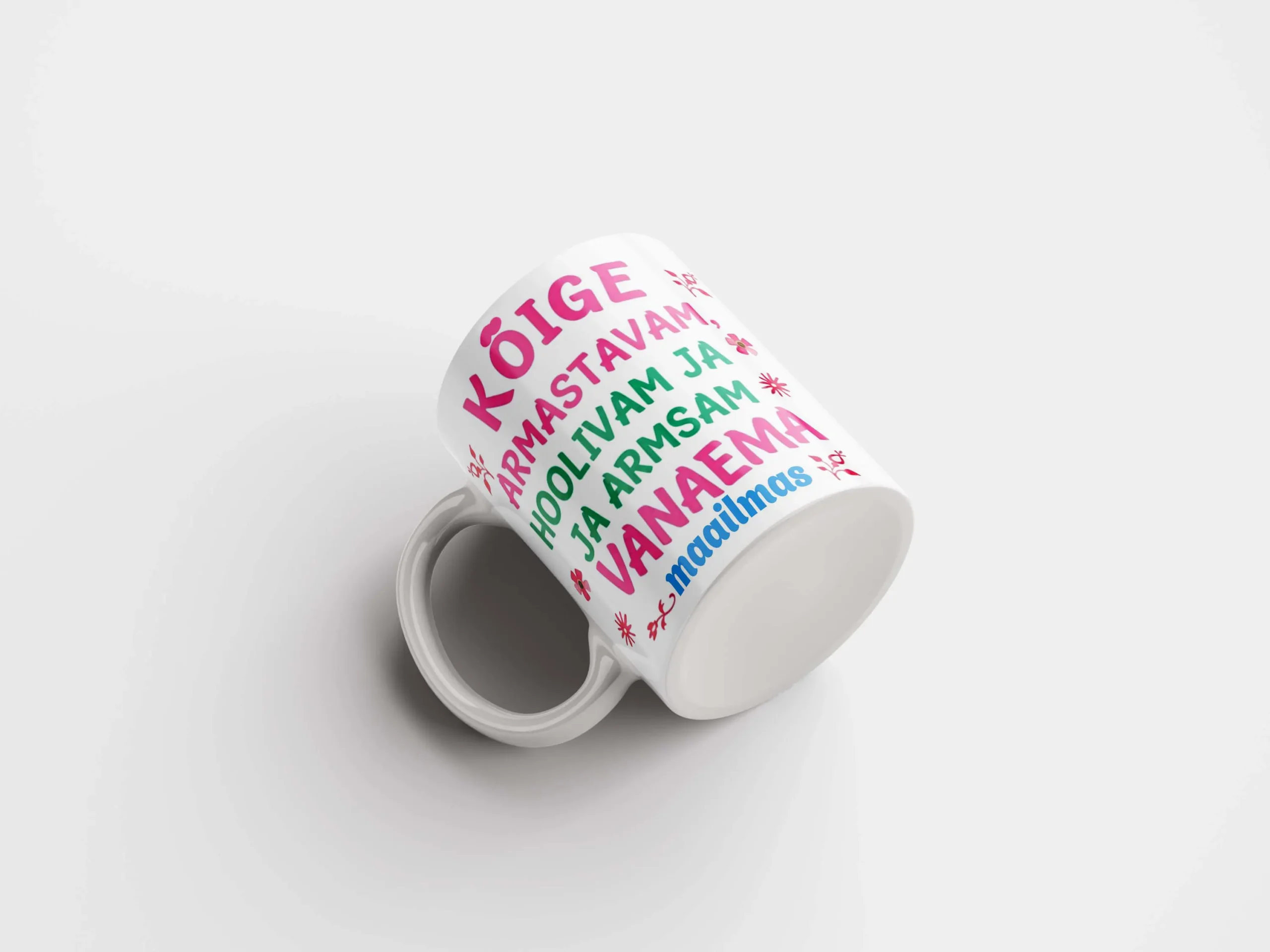 Tass “Kõige armastavam, hoolivam ja armsam vanaema maailmas” – personaalne kingitus vanaemale — изображение 3